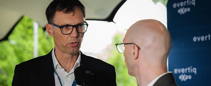 Zrównoważony serwis: Kurtz Ersa sprawia, iż naprawy montażowe stają się powszechne