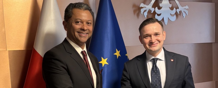 Ponad miliard zł rządowego wsparcia dla budowy zakładu Ascend Elements w Polsce