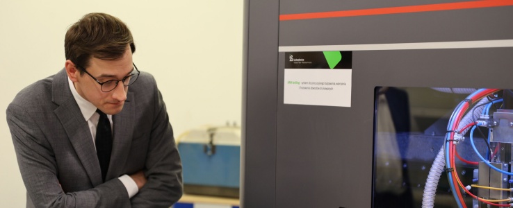 Od PCB po fotonikę, czyli Łukasiewicz otwiera nowe laboratorium
