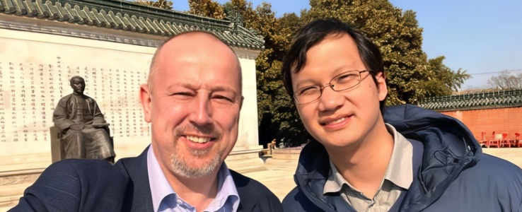 Polsko-chiński projekt badawczy pracuje nad interfejsami półprzewodnikowymi