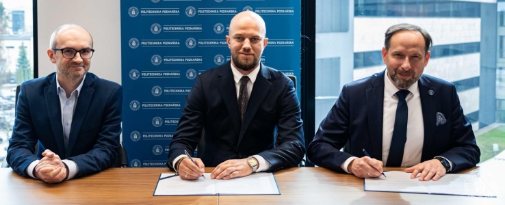 Wspólny projekt Politechniki Poznańskiej i semiQa