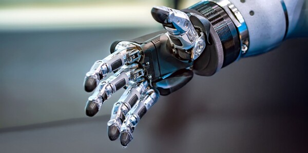 Chińskie roboty pobiły rekord Usaina Bolta