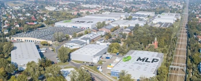 Pruszkow-building-for-MAAN