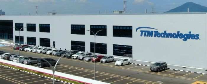 logo-on-building