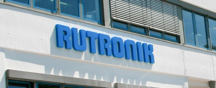 logo-on-building