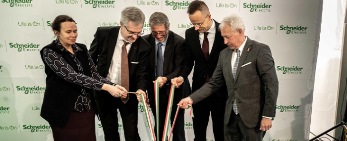 Schneider-Electric_Facility-Dunavecse-Hungary_2023