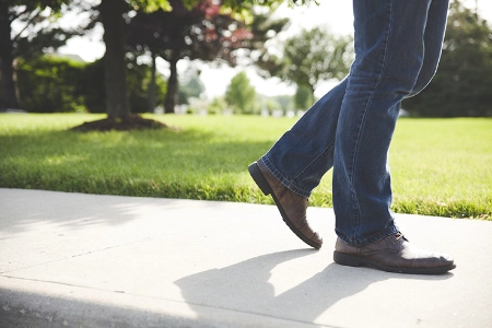 Sidewalk-sun-738px