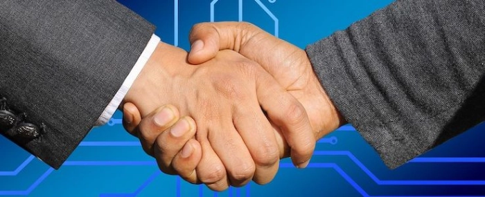 geralt-hands-agreement