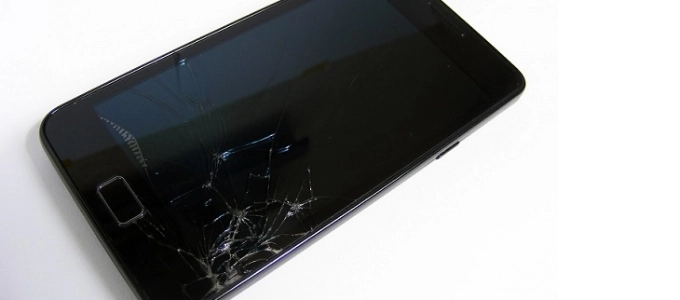 infosolutions-smartphone-broken