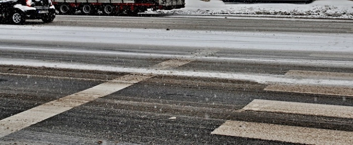 zdenet-road-winter