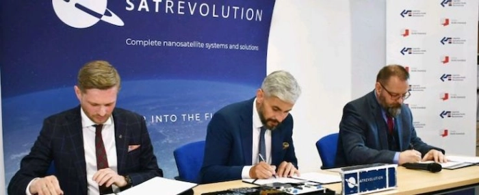 SatRev-signing
