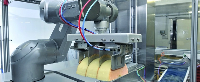 robot-cheese-handling