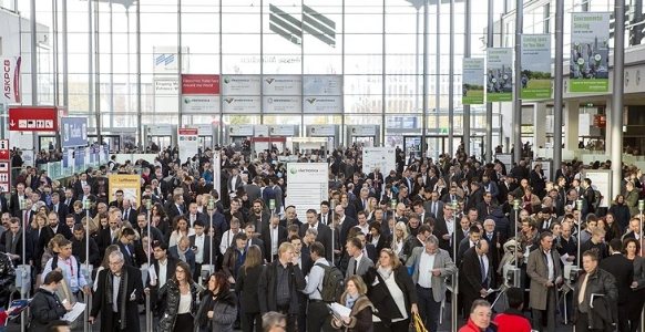 visitors-at-electronica-2016