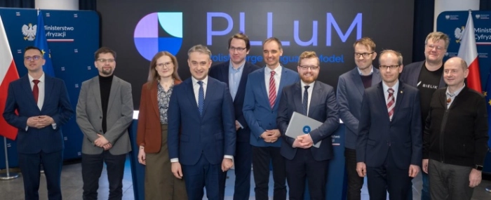 PLLum-gov-pl-2025