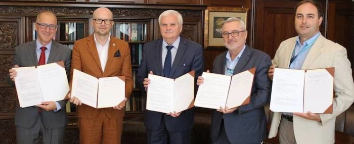 drone-cluster-signing