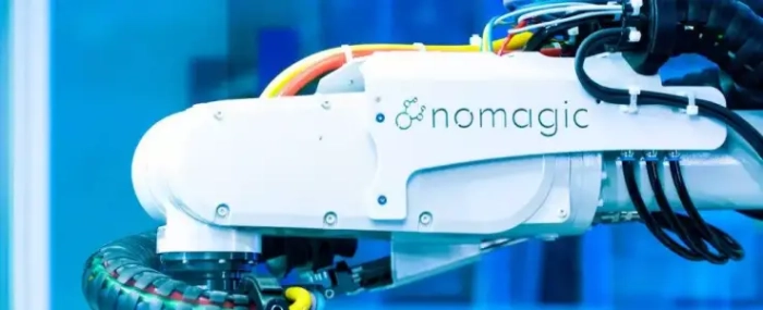 nomagic-ai-robot-2025