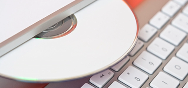 keyboard-with-disc1-l