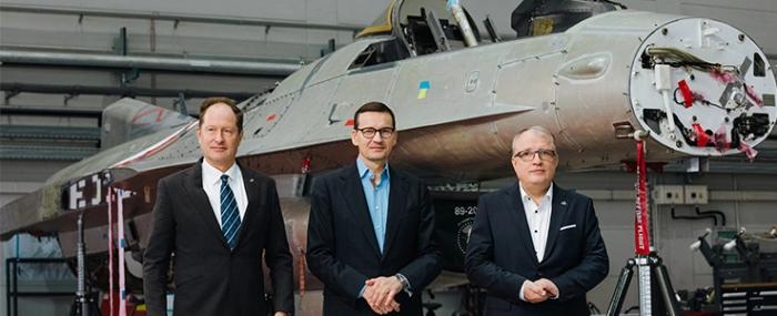 Wojskowe-Zaklady-Lotnicze_f16