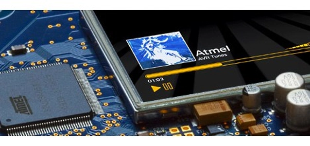 close-to-the-pcb-with-display