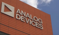 logo-on-building