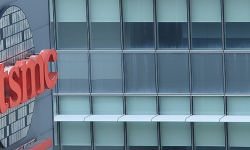 logo-on-building-2022