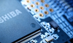 logo-on-chip