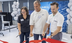 Wroclaw-Design-Center-Ribbon-Cutting