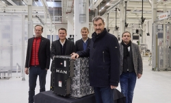 topping-out-ceremony-battery-production-facility-Nuremberg