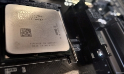 amd-738px-2