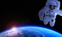 PIRO4Dastronaut