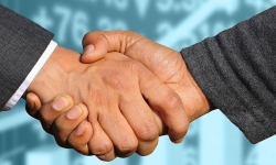 handshake-2025