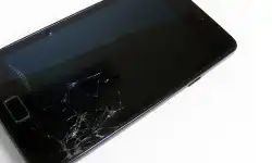 infosolutions-smartphone-broken
