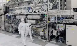DUV-2025
