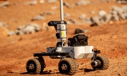 _rover-title