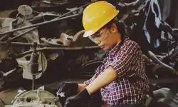 pexels-chevanon-1108101