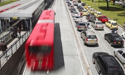busses-on-road