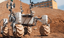 Space-System_marsian-rover