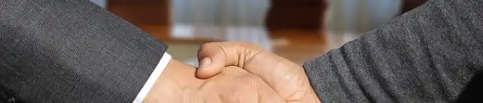 geralt-shaking-hands