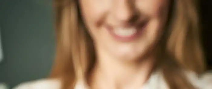 Olga-Malinkiewicz-with-products